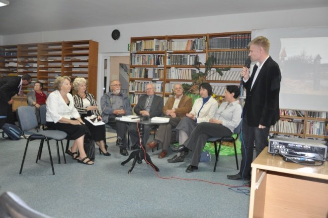 Kupiszewiada: Debata literacka „Poeci małych ojczyzn” (29.IX.2011) - zdjęcie #10 - eOstroleka.pl