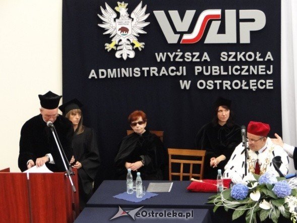 Inauguracja roku akademickiego na ostrołęckim WSAP (30.IX.2011) - zdjęcie #10 - eOstroleka.pl