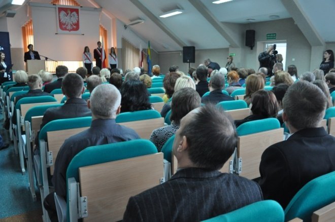 Ineuguracja roku akademickiego w Zespole Kolegiów Nauczycielskich (19.X.2011) - zdjęcie #22 - eOstroleka.pl