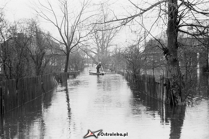 E. Gierek i W. Jaruzelski w Ostrołęce - powódź 1979r - zdjęcie #81 - eOstroleka.pl