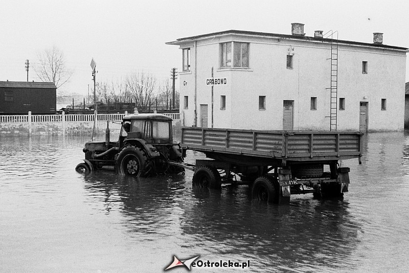 E. Gierek i W. Jaruzelski w Ostrołęce - powódź 1979r - zdjęcie #83 - eOstroleka.pl