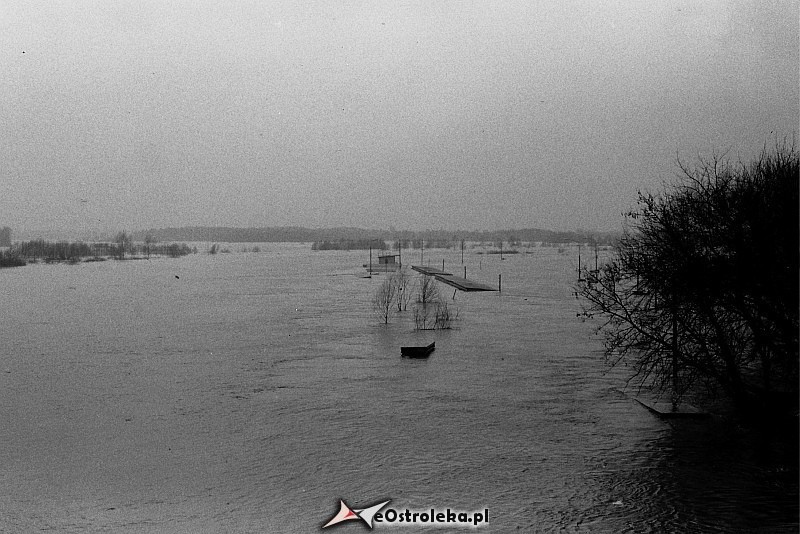 E. Gierek i W. Jaruzelski w Ostrołęce - powódź 1979r - zdjęcie #132 - eOstroleka.pl
