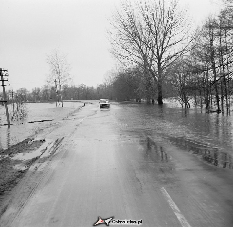 E. Gierek i W. Jaruzelski w Ostrołęce - powódź 1979r - zdjęcie #158 - eOstroleka.pl