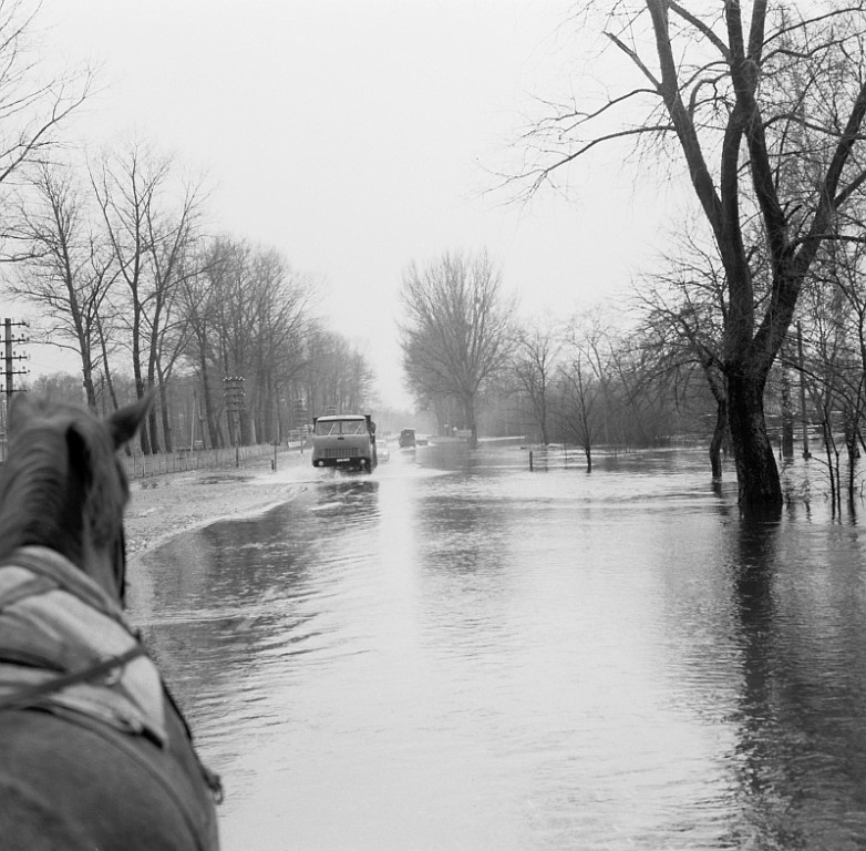 E. Gierek i W. Jaruzelski w Ostrołęce - powódź 1979r - zdjęcie #189 - eOstroleka.pl