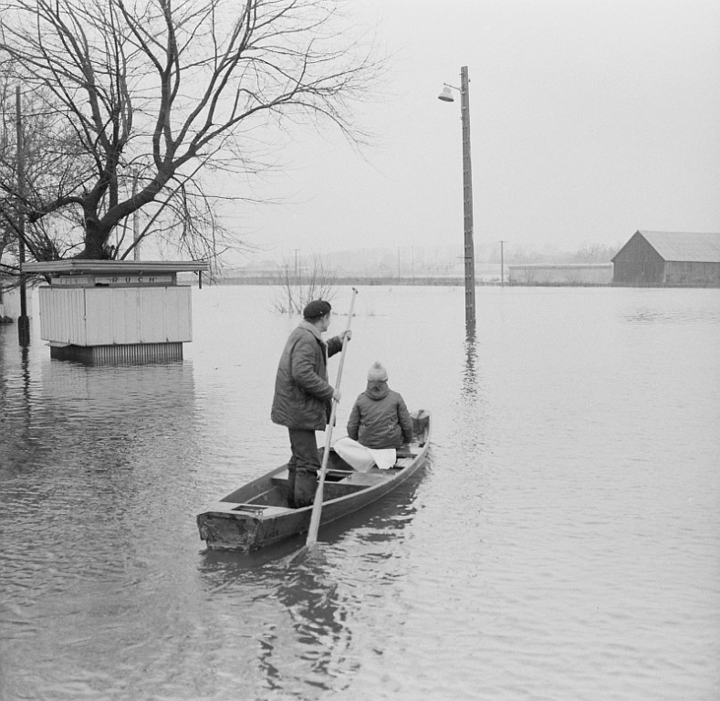 E. Gierek i W. Jaruzelski w Ostrołęce - powódź 1979r - zdjęcie #190 - eOstroleka.pl