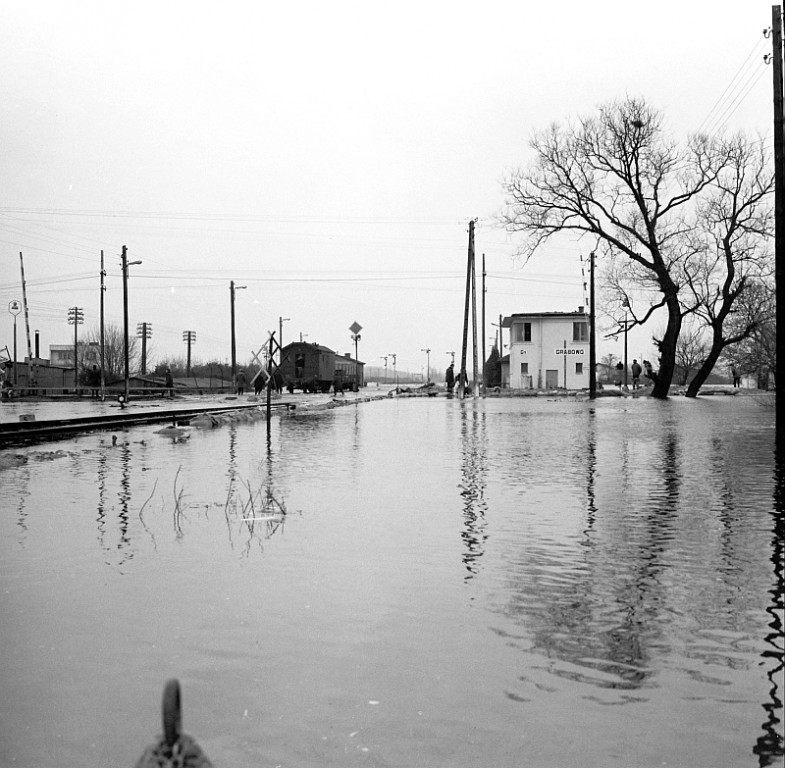 E. Gierek i W. Jaruzelski w Ostrołęce - powódź 1979r - zdjęcie #199 - eOstroleka.pl