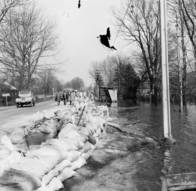 E. Gierek i W. Jaruzelski w Ostrołęce - powódź 1979r - zdjęcie #212 - eOstroleka.pl