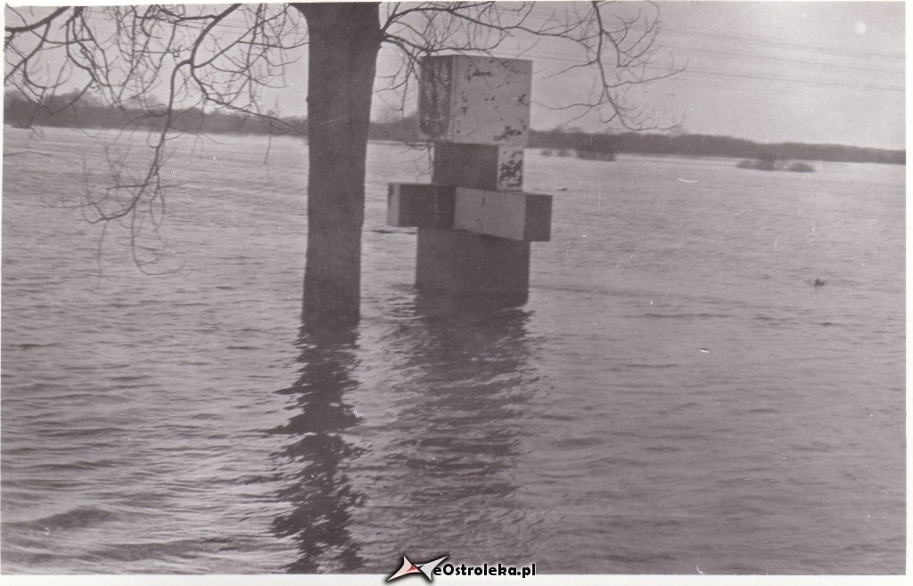 E. Gierek i W. Jaruzelski w Ostrołęce - powódź 1979r - zdjęcie #53 - eOstroleka.pl