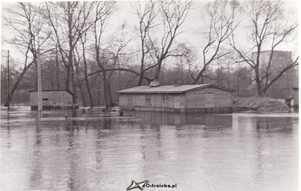 E. Gierek i W. Jaruzelski w Ostrołęce - powódź 1979r - zdjęcie #60 - eOstroleka.pl