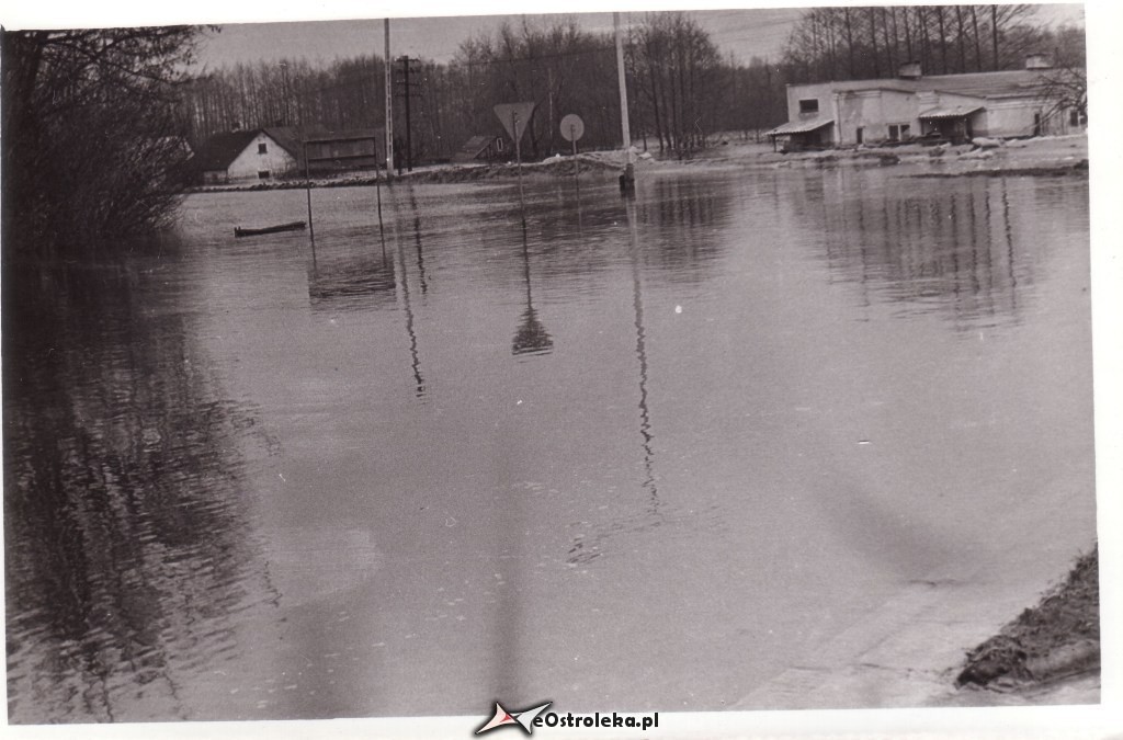 E. Gierek i W. Jaruzelski w Ostrołęce - powódź 1979r - zdjęcie #62 - eOstroleka.pl