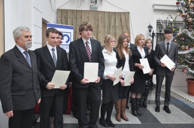 Stypendia Prezesa Rady Ministrów: Najzdolniejsi uczniowie nagrodzeni [29.XI.2011] - zdjęcie #31 - eOstroleka.pl