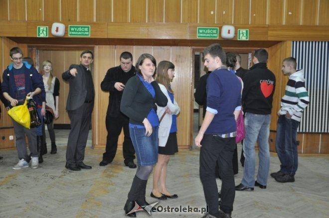 Debata Walentynkowa: „Pragnąć czy pożądać? Wszyscy chcą kochać - czyli porozmawiajmy o związkach”  [17,II,2012] - zdjęcie #4 - eOstroleka.pl
