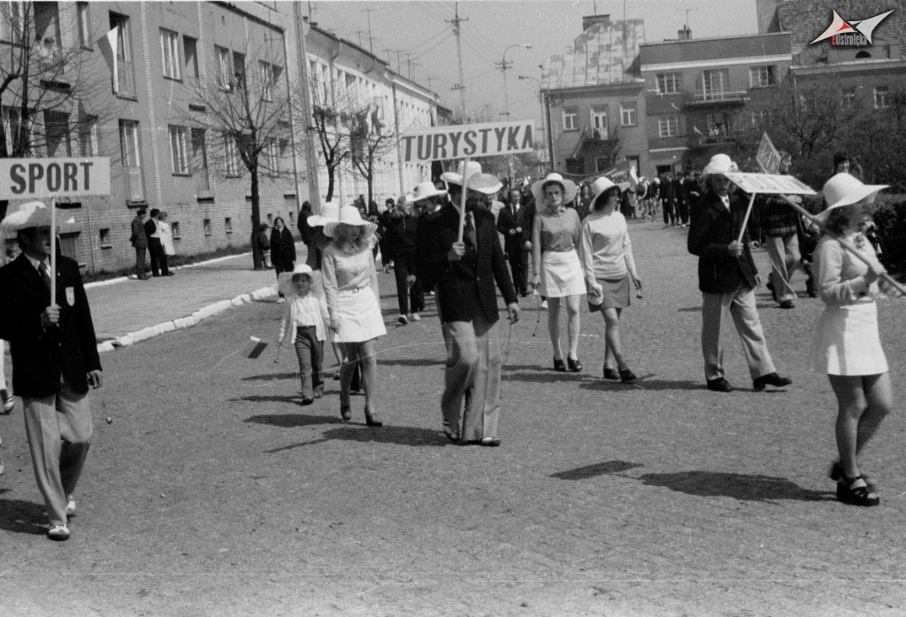 Pochódy 1 majowe 1958 - 1980 - zdjęcie #30 - eOstroleka.pl