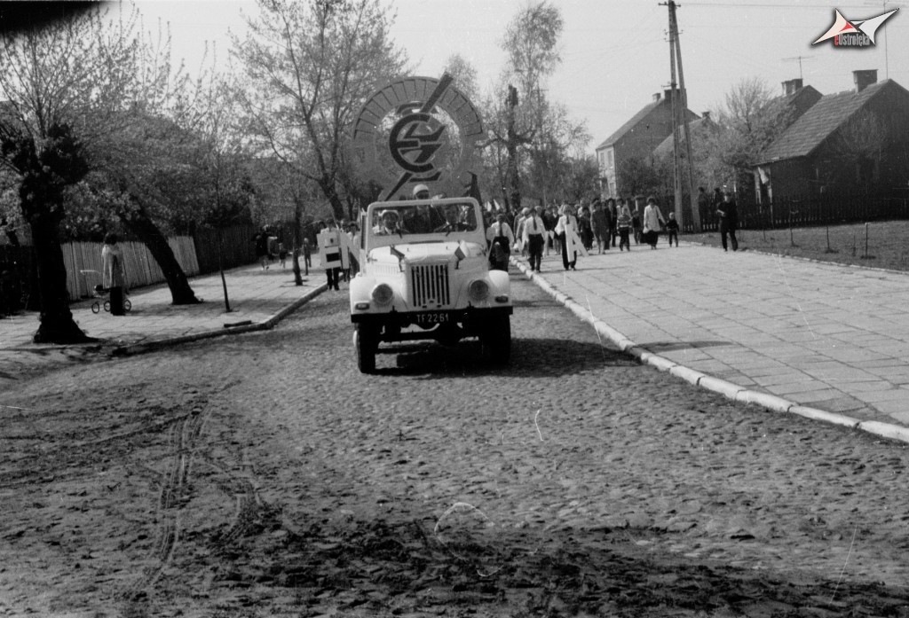 Pochódy 1 majowe 1958 - 1980 - zdjęcie #37 - eOstroleka.pl