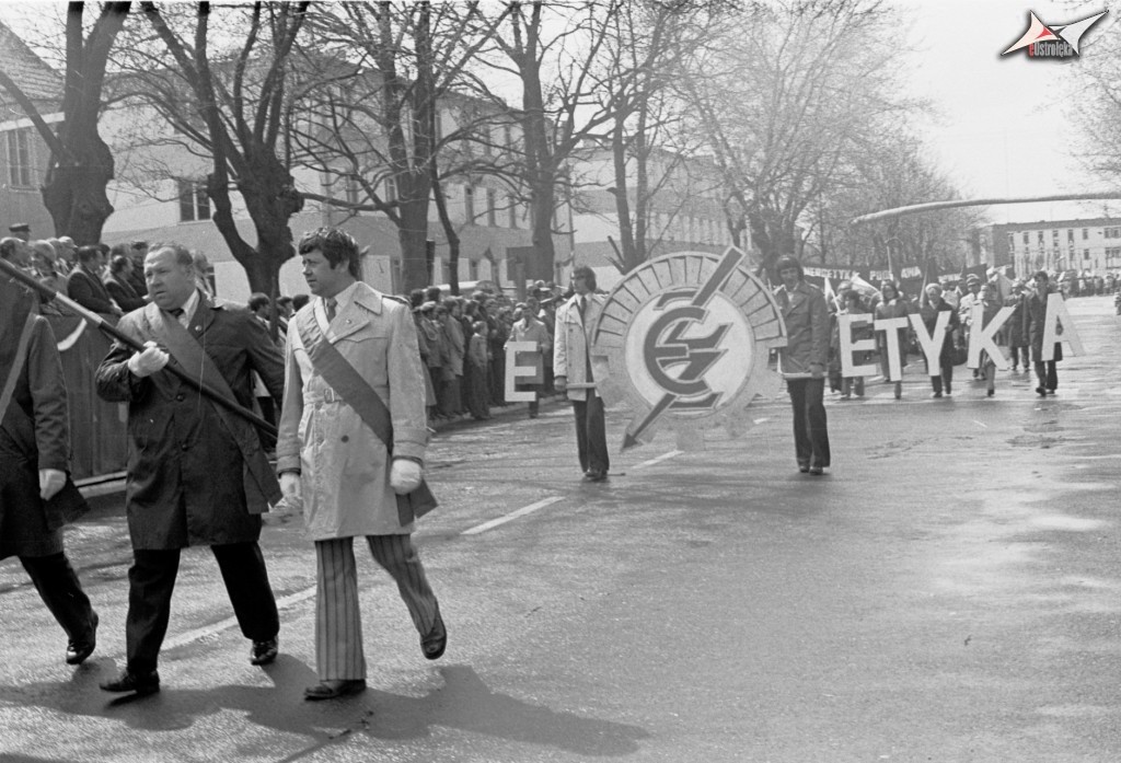 Pochódy 1 majowe 1958 - 1980 - zdjęcie #111 - eOstroleka.pl