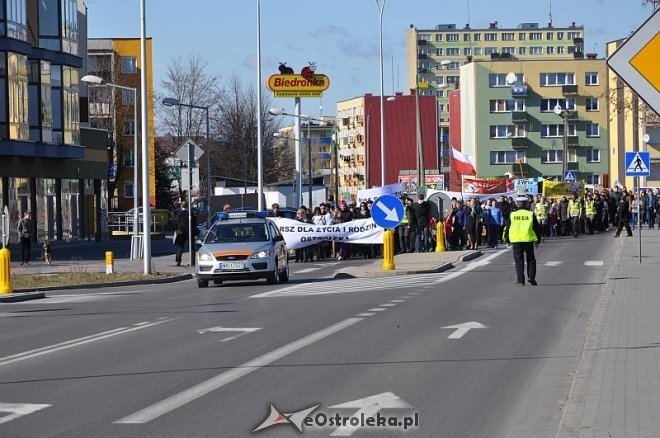 Marsz dla życia i rodziny [25.03.2012] - zdjęcie #13 - eOstroleka.pl