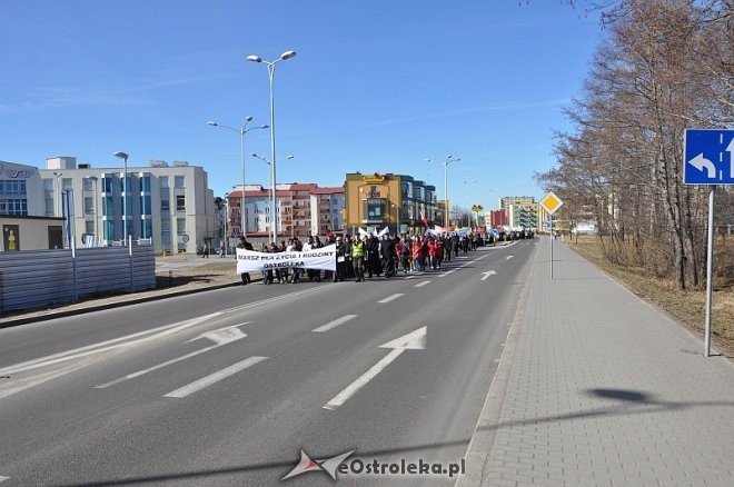 Marsz dla życia i rodziny [25.03.2012] - zdjęcie #20 - eOstroleka.pl