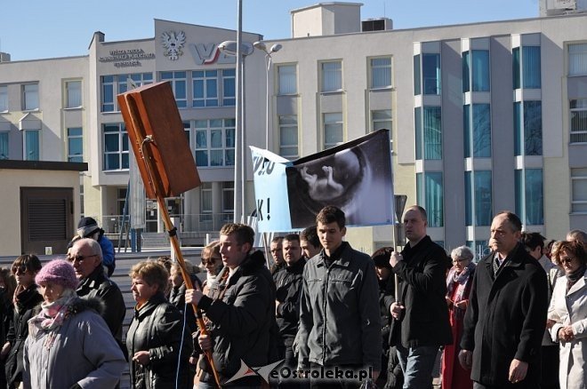 Marsz dla życia i rodziny [25.03.2012] - zdjęcie #30 - eOstroleka.pl