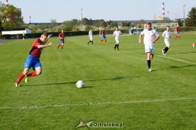 III liga: Narew Ostrołęka - Start Otwock [2.05.2012] - zdjęcie #4 - eOstroleka.pl