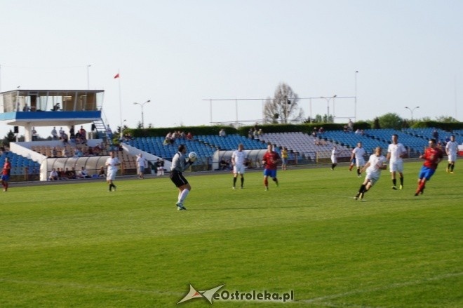 III liga: Narew Ostrołęka - Start Otwock [2.05.2012] - zdjęcie #13 - eOstroleka.pl