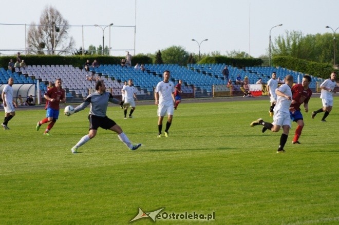 III liga: Narew Ostrołęka - Start Otwock [2.05.2012] - zdjęcie #14 - eOstroleka.pl