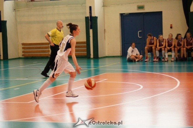 Półfinał MP Kobiet U-16: OSiR Trójka Żyrardów - MUKS Unia Basket Ostrołęka [26.05.2012] - zdjęcie #4 - eOstroleka.pl