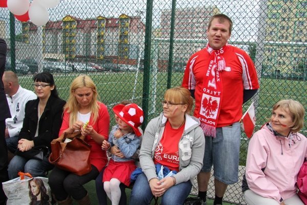 Przedszkolaki bawiły się na mini Euro 2012 [15.VI.2012] - zdjęcie #15 - eOstroleka.pl