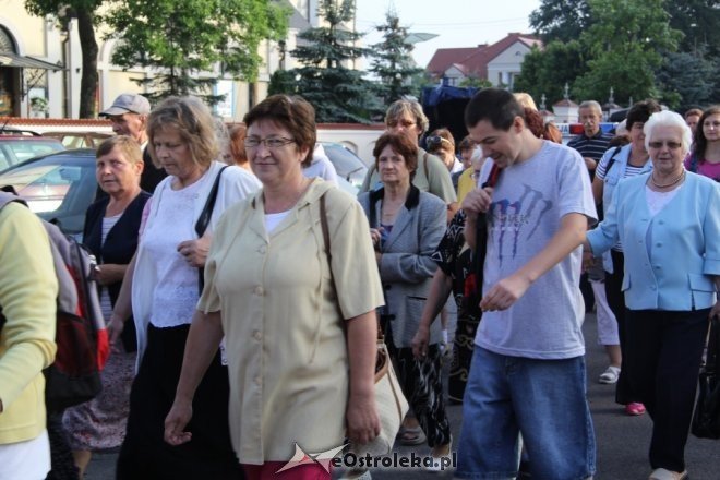 Wyruszyła XXVIII piesza pielgrzymka na Jasną Górę [1 VII 2012] - zdjęcie #6 - eOstroleka.pl
