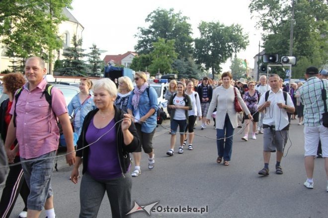 Wyruszyła XXVIII piesza pielgrzymka na Jasną Górę [1 VII 2012] - zdjęcie #17 - eOstroleka.pl