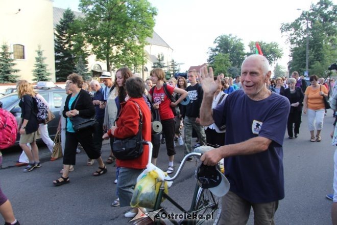 Wyruszyła XXVIII piesza pielgrzymka na Jasną Górę [1 VII 2012] - zdjęcie #20 - eOstroleka.pl