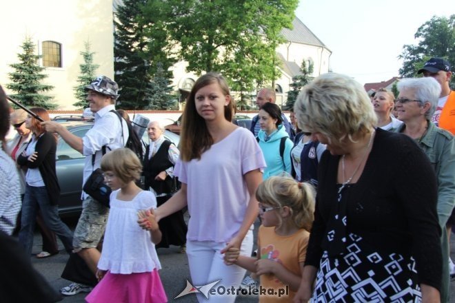 Wyruszyła XXVIII piesza pielgrzymka na Jasną Górę [1 VII 2012] - zdjęcie #24 - eOstroleka.pl