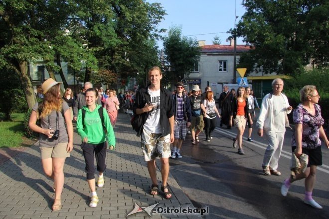 Wyruszyła XXVIII piesza pielgrzymka na Jasną Górę [1 VII 2012] - zdjęcie #29 - eOstroleka.pl