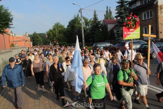 Wyruszyła XXVIII piesza pielgrzymka na Jasną Górę [1 VII 2012] - zdjęcie #31 - eOstroleka.pl
