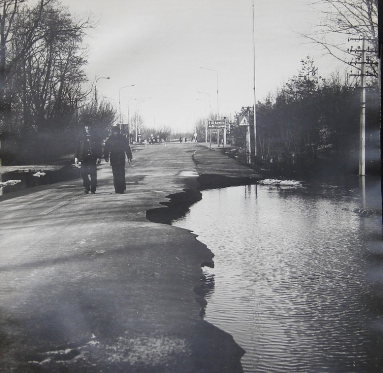 Powódź w Ostrołęce (wiosna 1979r.) - zdjęcie #2 - eOstroleka.pl