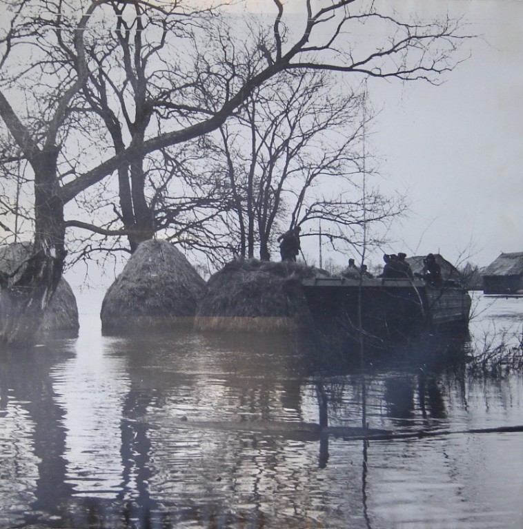 Powódź w Ostrołęce (wiosna 1979r.) - zdjęcie #16 - eOstroleka.pl