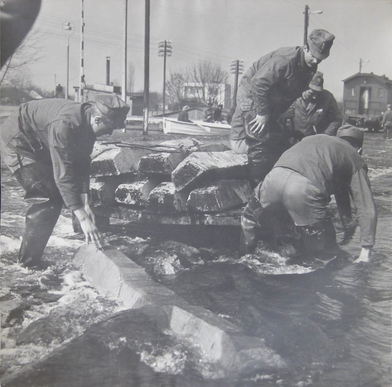 Powódź w Ostrołęce (wiosna 1979r.) - zdjęcie #50 - eOstroleka.pl