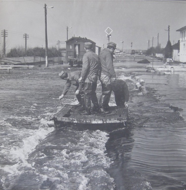 Powódź w Ostrołęce (wiosna 1979r.) - zdjęcie #73 - eOstroleka.pl