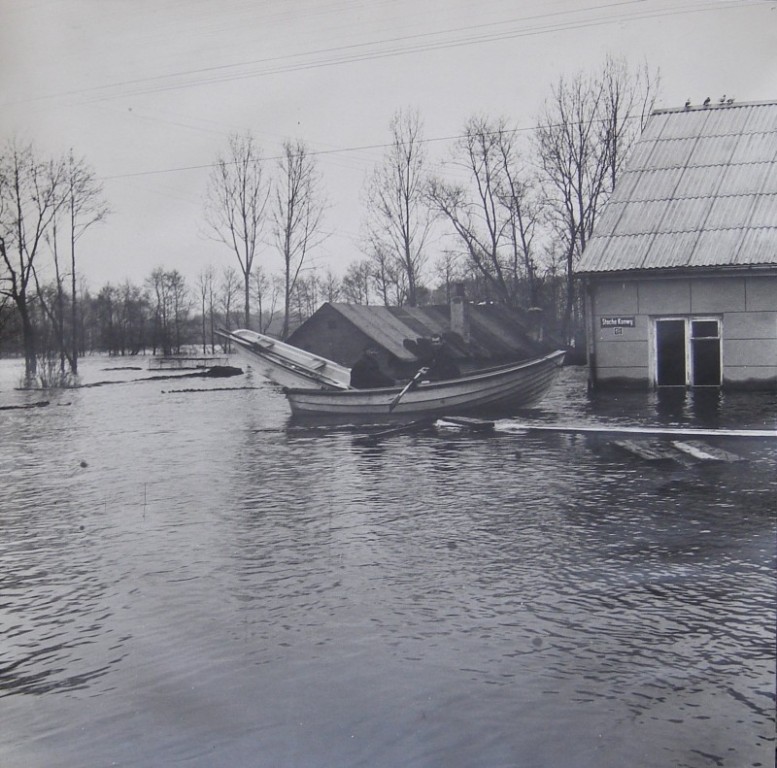 Powódź w Ostrołęce (wiosna 1979r.) - zdjęcie #74 - eOstroleka.pl
