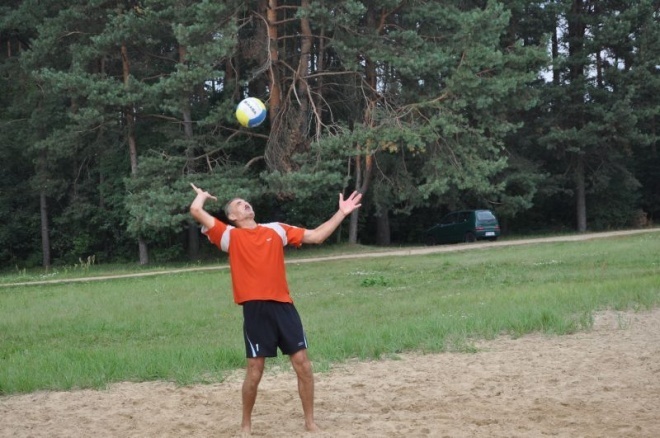 Huragan wygrał IV Otwarty Turniej Plażowej Piłki Siatkowej Mikstów [26.08.2012] - zdjęcie #11 - eOstroleka.pl
