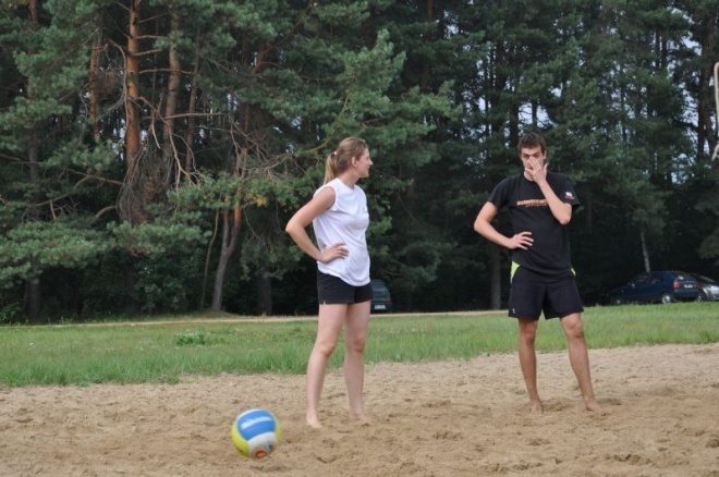 Huragan wygrał IV Otwarty Turniej Plażowej Piłki Siatkowej Mikstów [26.08.2012] - zdjęcie #30 - eOstroleka.pl