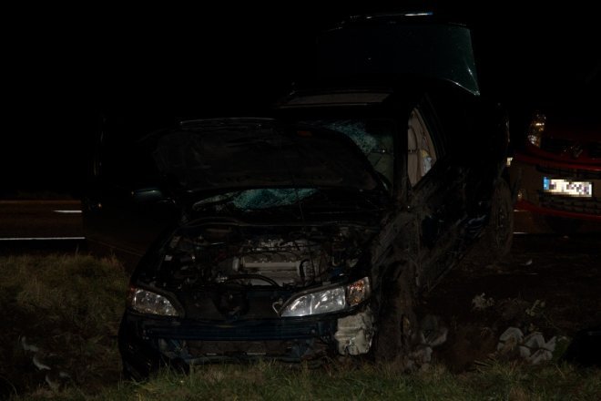 Tragiczny wypadek w Ponikwi Małej: Kierowca hondy poniósł śmierć na miejscu [6 Xi 2012]  - zdjęcie #5 - eOstroleka.pl