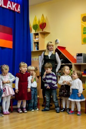 Pasowanie na przedszkolaka w Przedszkolu Miejskim nr 17 [22 XI 2012] - zdjęcie #14 - eOstroleka.pl