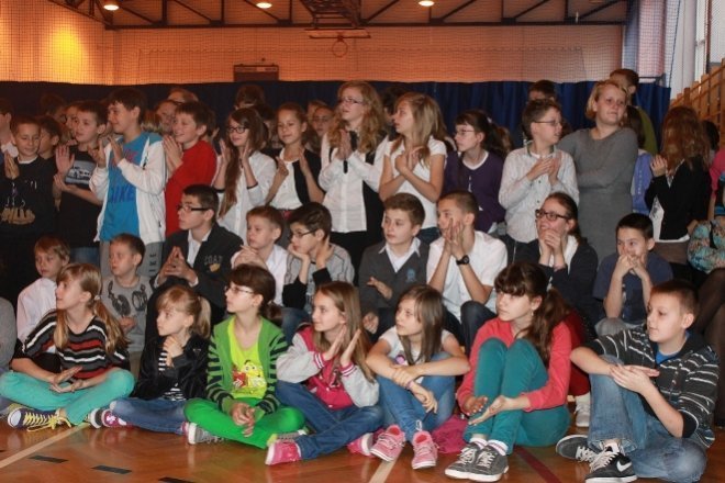 VIII Tydzień Integracji w Szkole Podstawowej nr 10 [30 XI 2012] - zdjęcie #3 - eOstroleka.pl