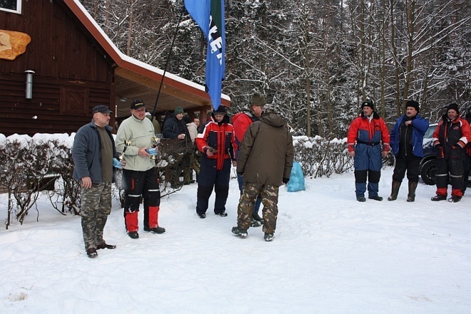 Mistrzostwa w wędkowaniu podlodowym na jeziorze Rekowym [20.01.2013] - zdjęcie #20 - eOstroleka.pl