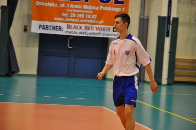 Nocna Liga Futsalu - ostatnia kolejka (05.04.2013) - zdjęcie #13 - eOstroleka.pl