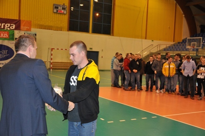 Nocna Liga Futsalu - ostatnia kolejka (05.04.2013) - zdjęcie #44 - eOstroleka.pl