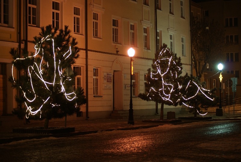 Świąteczna Ostrołęka nocą (2.01.2009) - zdjęcie #15 - eOstroleka.pl