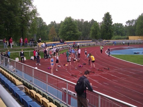 UKS Clan na Mistrzostwach Mazowsza Juniorów (11-12.05.2013) - zdjęcie #2 - eOstroleka.pl