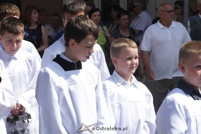 Boże Ciało - procesja w sanktuarium pw. św. Antoniego Padewskiego [30.05.2013] - zdjęcie #31 - eOstroleka.pl