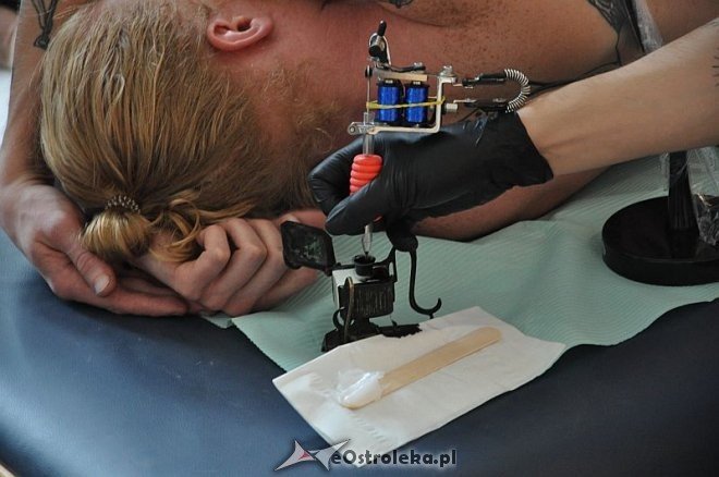 „Tusz za rogiem” – Pokaz tatuażu w Galerii Ostrołęka [ZDJĘCIA] - zdjęcie #24 - eOstroleka.pl